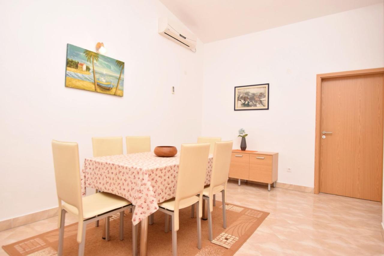 Apartment Diva Nin Esterno foto